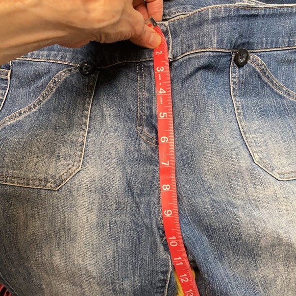 Jeans - Picture 3 of 16